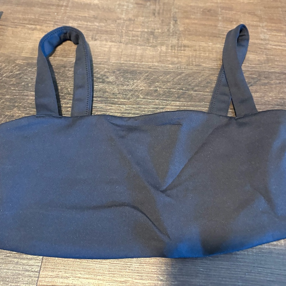 Vuori Evolve 7/8 Leggings w/Sports Bra Set Black - Picture 8 of 9